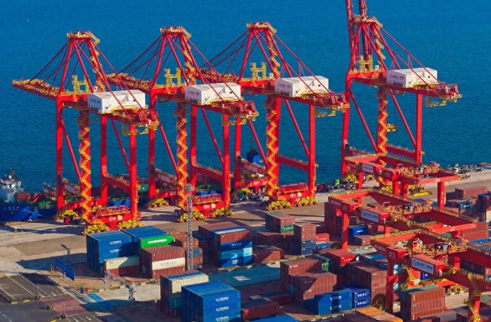 US Imposes 10% Tariff on Chinese Goods
